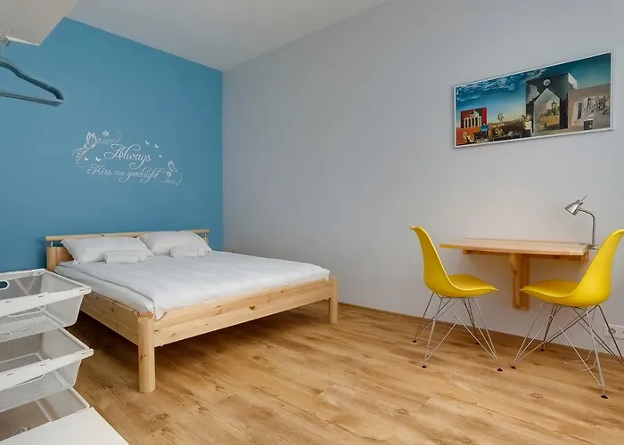Orange Cat Rooms